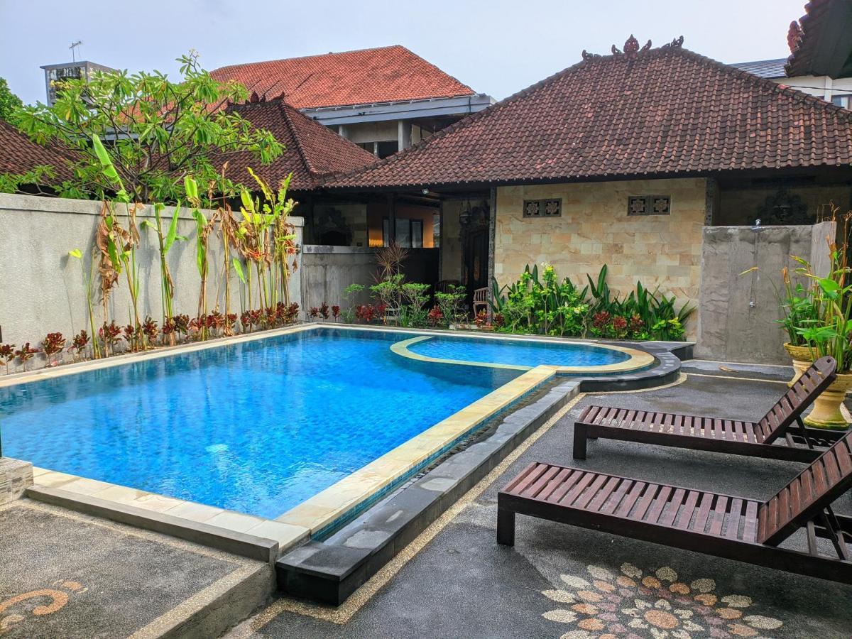 Taman Sari Cottages Кута Екстер'єр фото