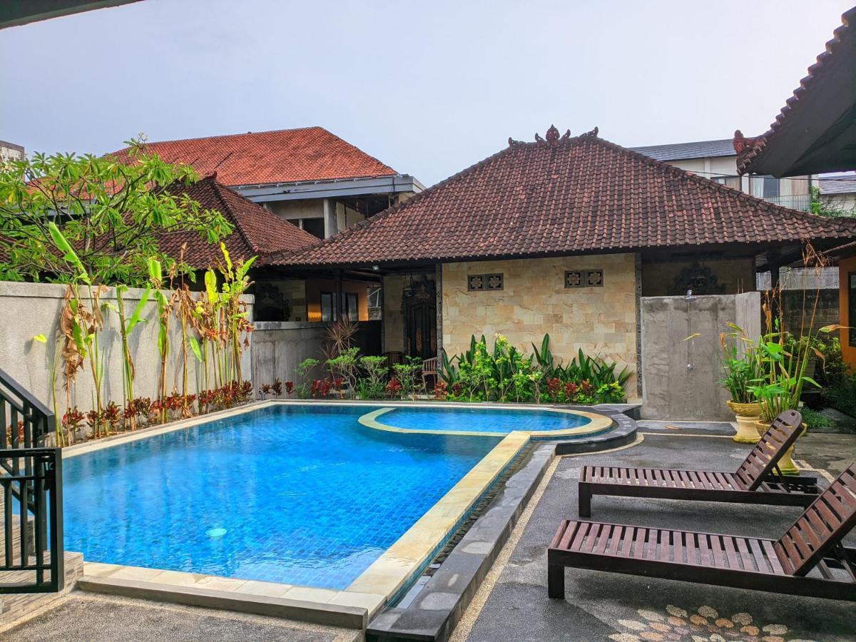 Taman Sari Cottages Кута Екстер'єр фото