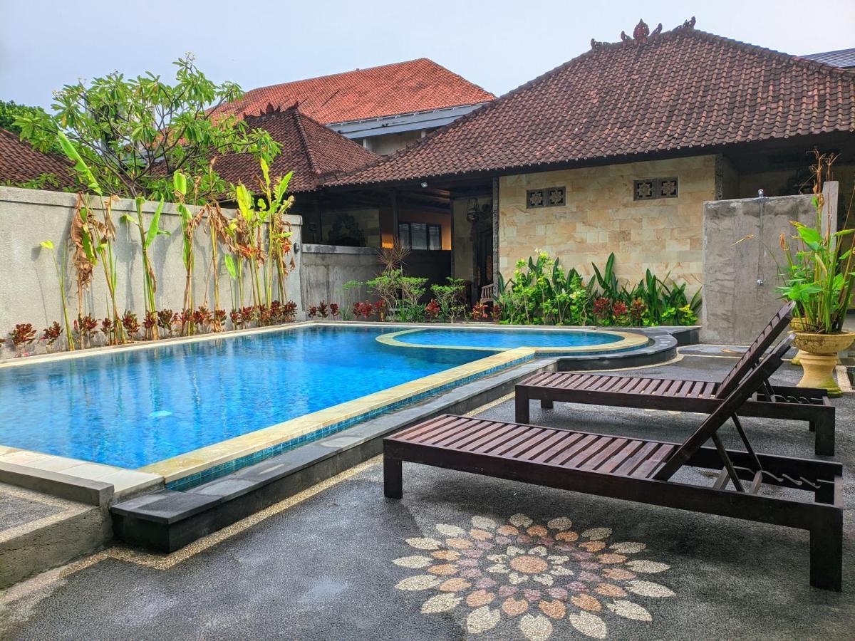 Taman Sari Cottages Кута Екстер'єр фото